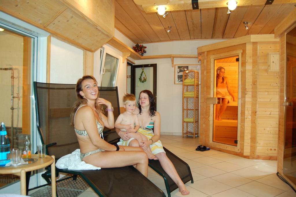 باد بيترستال غريسب Ferienhotel Faisst الغرفة الصورة